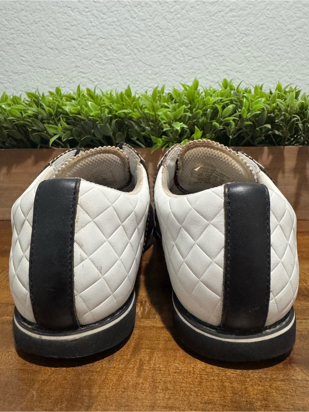 G/FORE Gallivanter Onyx Quilted Leather Golf Shoes G4LF19EF16 Womens Size 8.5 - Picture 4 of 11